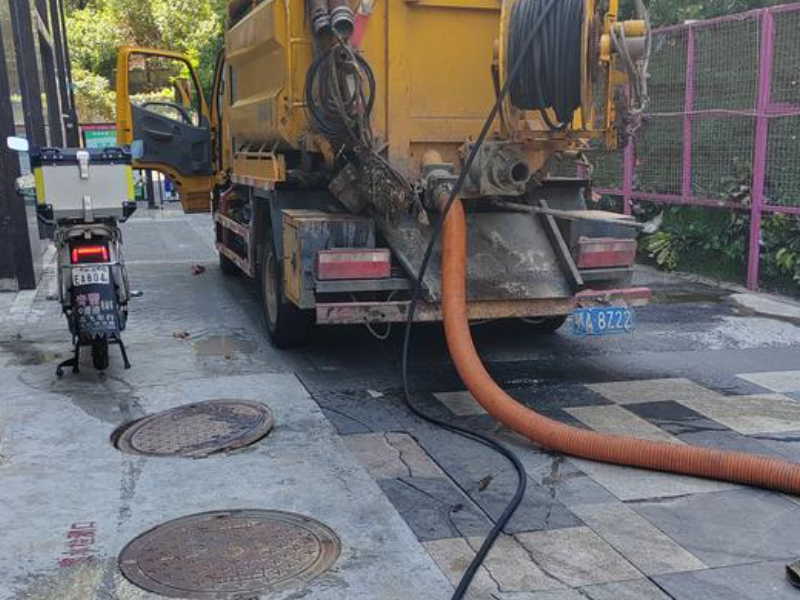 宁波鄞州区大型高压清洗车疏通排水管道